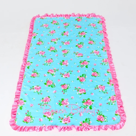 NWT Beach Bunny Beach Towel